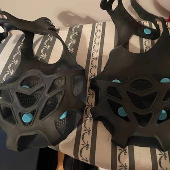 Due North All-Purpose Shoe Traction Aids - Picture 2 of 5